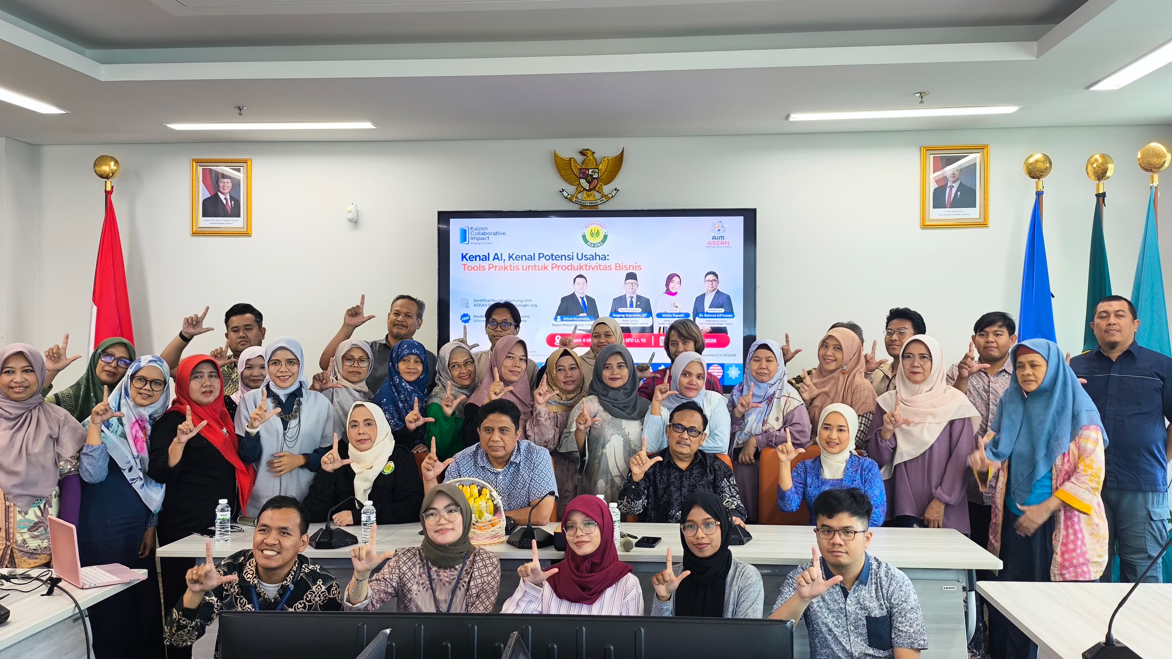 Foto artikel: IKA UNJ dan Kaizen Collaborative Impact Bekali UMKM dengan Keterampilan Praktis Memanfaatkan AI untuk Produktivitas Usaha